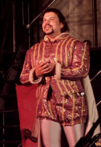 Rigoletto-07.JPG (17162 bytes)